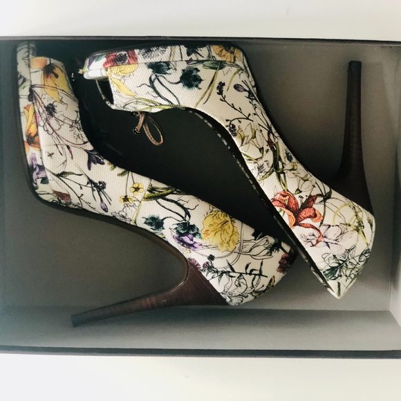Gucci floral peep toe heels size 7.5 - Picture 4 of 8